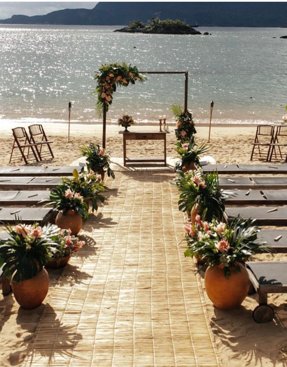 TW Guaimbê em Ilhabela